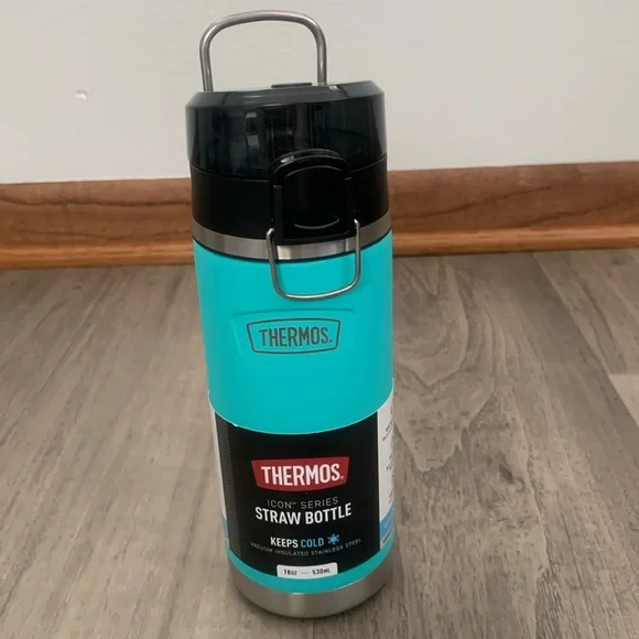 THERMOS ICON SERIES Stainless Steel Water Bottle with Spout - 24